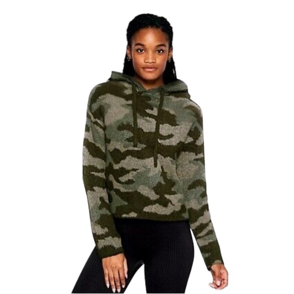 PINK Victoria's Secret Crop Camouflage Pullover Hoodie Boyfriend Crew - Picture 1 of 1